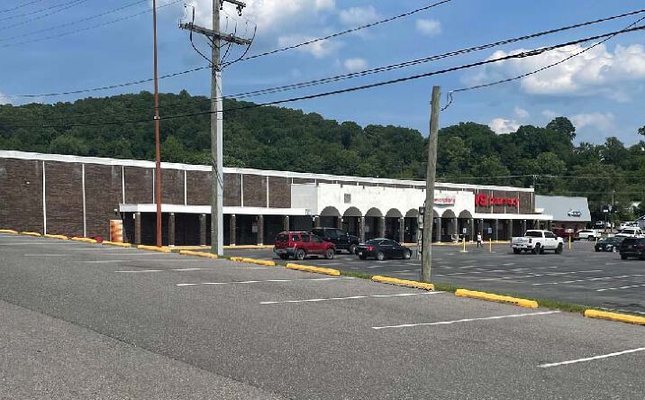 Pictures of Retail, Industrial property located at 920 - 1170 S Craig Avenue, Covington, VA 24426 for lease - image #1