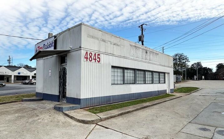 Pictures of Retail property located at 4845 Memorial Dr, Stone Mountain, GA 30083 for lease - image #1