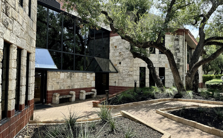Pictures of Office property located at 4807 Spicewood Springs Road, Building One, Austin, TX 78759 for lease - image #1