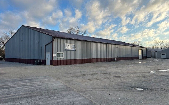 Pictures of Retail property located at 1752 W US Hwy 421, Delphi, IN 46923-8573 for lease - image #1