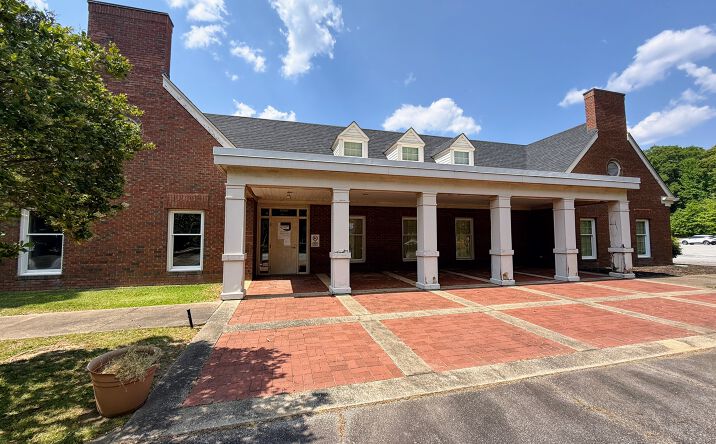 Pictures of Office property located at 100 Medical Center Dr, Woodruff, SC 29388 for lease - image #1