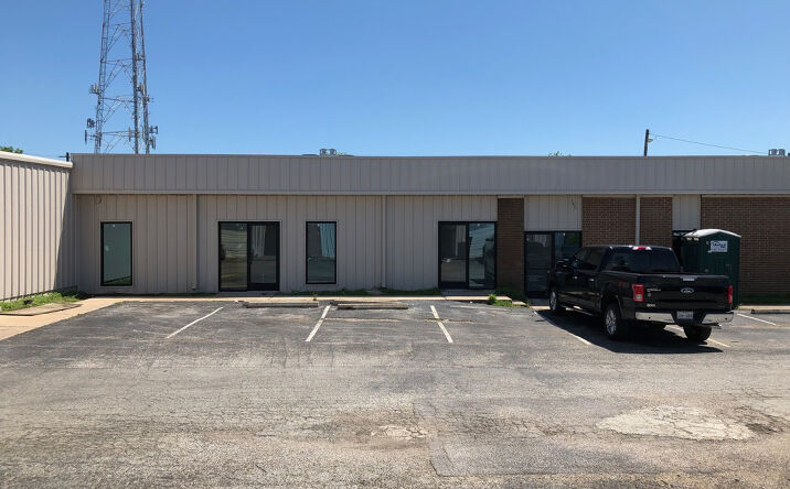 Pictures of Industrial property located at 12108-12112 Roxie Dr, Austin, TX 78729 for lease - image #1