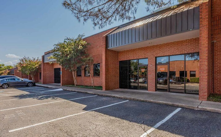 Pictures of Industrial property located at 13581 Pond Springs Rd, Austin, TX 78729 for lease - image #1