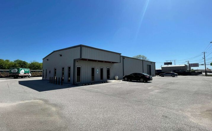 Pictures of Industrial property located at 2363 E State Hwy 71 Service Rd, Del Valle, TX 78617 for lease - image #1