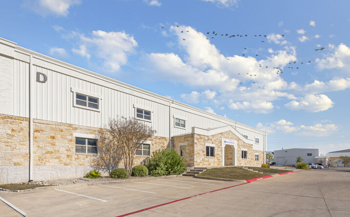 Pictures of Industrial property located at 1900 E Howard Ln, Pflugerville, TX 78660 for lease - image #1