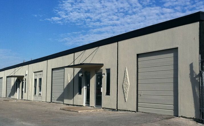 Pictures of Industrial property located at 900 Shelby Lane, Austin, TX 78745 for lease - image #1