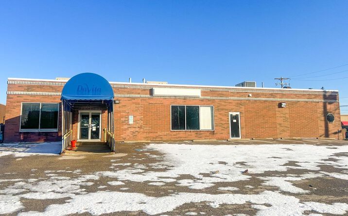 Pictures of Retail property located at 6731 Ames Road, Parma, OH 44129 for lease - image #1