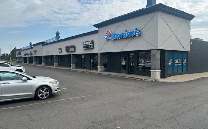 Pictures of Retail property located at 39920 Garfield Road, Clinton Township, MI 48038 for lease - image #1