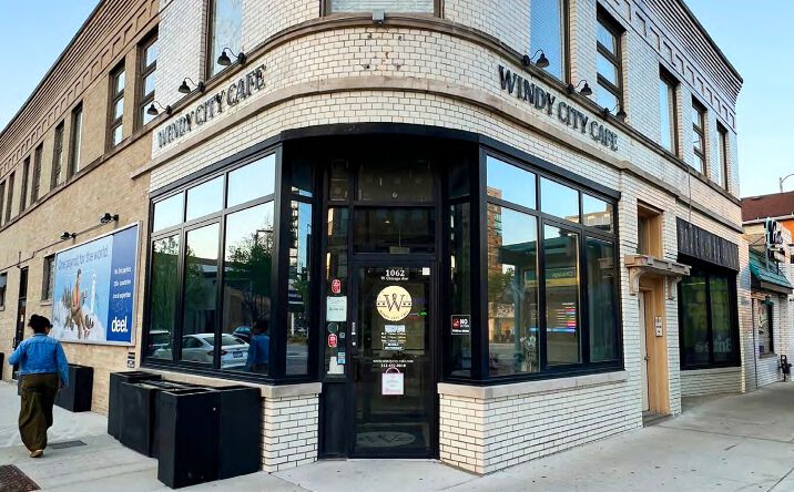 Pictures of Restaurant property located at 1062 W. Chicago Avenue, Chicago, IL 60642 for lease - image #1