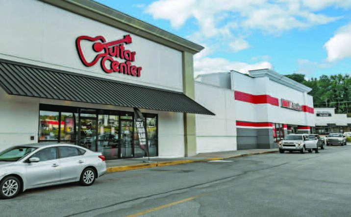 Pictures of Retail property located at 1694-1695 Montgomery Hwy, Hoover, AL 35216 for lease - image #1