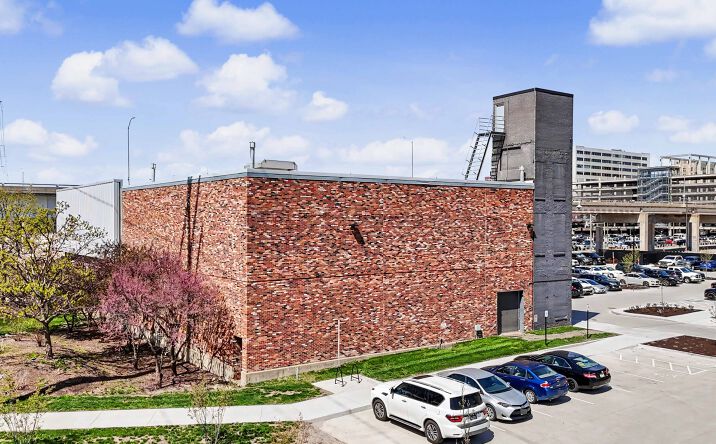 Pictures of Industrial property located at 113 SW 8th St, Des Moines, IA 50309 for lease - image #1
