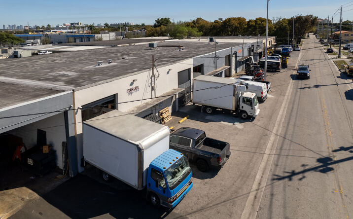Pictures of Retail, Industrial property located at 1045 Southeast 9th Court, Hialeah, FL 33010 for lease - image #1