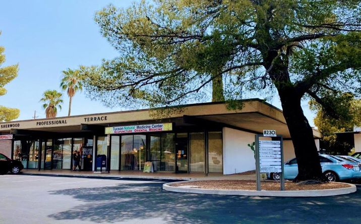 Pictures of Office property located at 8230 E Broadway Blvd Suite W6, Tucson, AZ 85710 for lease - image #1