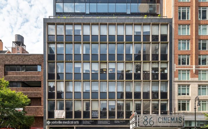 Pictures of Office property located at 210 East 86th Street, New York, NY 10028-3003 for lease - image #1