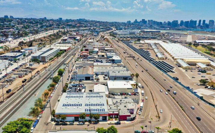 Pictures of Retail property located at 4085 PACIFIC HWY, SAN DIEGO, CA 92110 for lease - image #1