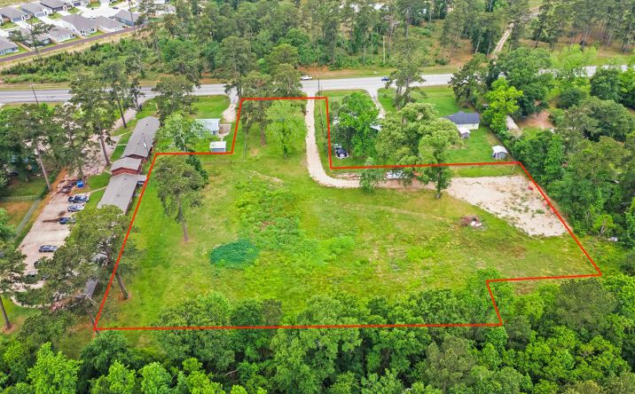 Pictures of Land property located at 16161 Farm To Market Road 3083, Conroe, TX 77302 for lease - image #1
