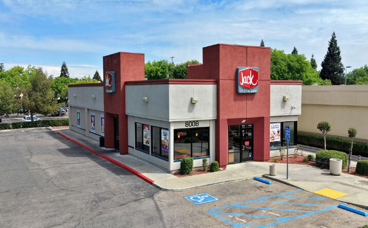 Pictures of Retail, Restaurant property located at 8008 North Cedar Avenue, Fresno, CA 93720 for lease - image #1