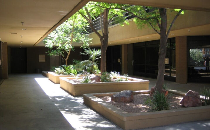 Pictures of Office property located at 2150 E. Highland Ave., Phoenix, AZ 85016 for lease - image #1