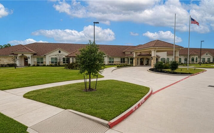 Pictures of Retail, Special Purpose property located at 13220 Breton Ridge St, Houston, TX 77070 for lease - image #1