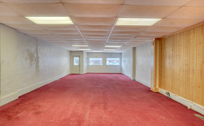 Pictures of Office, Retail property located at 204 E 5th Street 3, Fowler, IN 47944 for lease - image #1