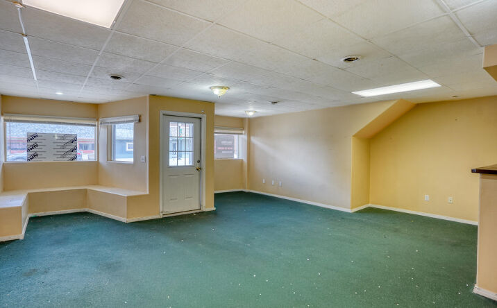 Pictures of Office property located at 206 E 5th Street 4, Fowler, IN 47944 for lease - image #1