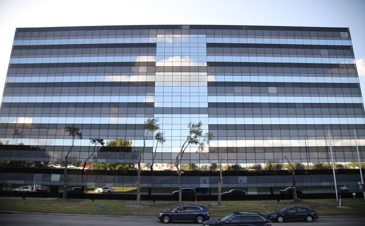 Pictures of Office, Special Purpose property located at 1250 West Sam Houston Parkway South, South Houston, TX 77042 for lease - image #1