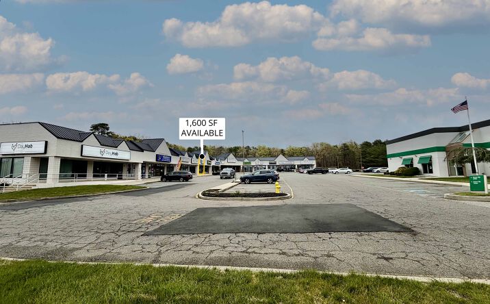 Pictures of Retail property located at 864 New Jersey 37, Toms River, NJ 08753 for lease - image #1