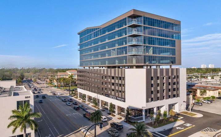 Pictures of Office property located at 800 N Federal Hwy # 908, Hallandale Beach, FL 33009 for lease - image #1