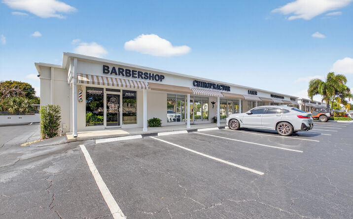 Pictures of Retail property located at 5601 North Federal Highway, Boca Raton, FL 33487 for lease - image #1