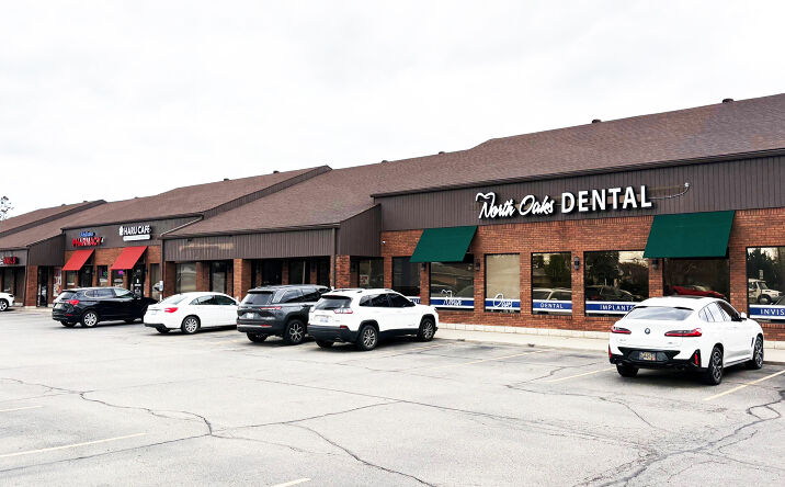 Pictures of Retail property located at 11449 15 Mile Road, Sterling Heights, MI 48312 for lease - image #1