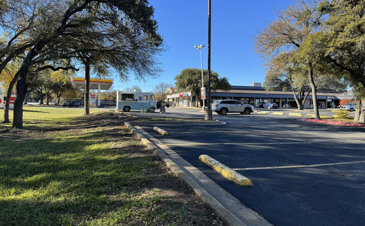 Pictures of Retail property located at 12400 Amherst Dr, Austin, TX 78727 for lease - image #1