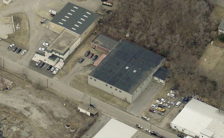Pictures of Industrial property located at 1521 Cleveland Avenue SW, Roanoke, VA 24016 for lease - image #1