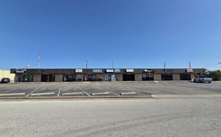 Pictures of Retail, Office, Special Purpose property located at 405 Van Dyck Drive, Temple, TX 76504 for lease - image #1