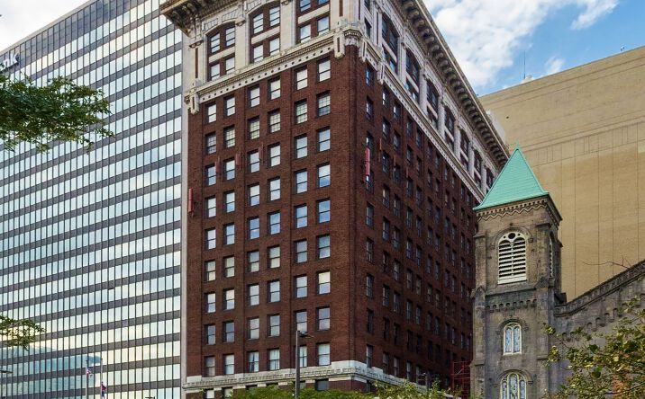 Pictures of Retail, Restaurant, Special Purpose property located at 75 Public Square, Cleveland, OH 44113 for lease - image #1