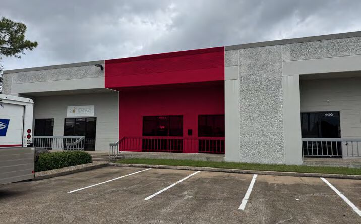 Pictures of Industrial property located at 4404-A West 12th Street, Houston, TX 77055 for lease - image #1