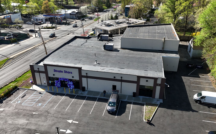 Pictures of Retail, Industrial, Restaurant property located at 1200 Mamaroneck Avenue, White Plains, NY 10605 for lease - image #1