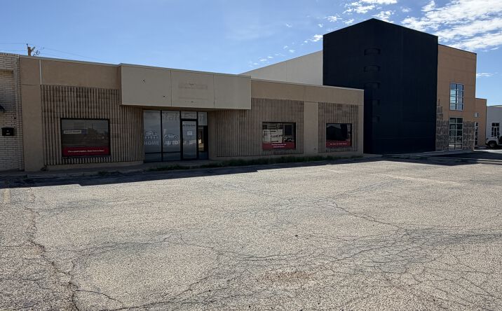 Pictures of Office property located at 2506 N GRANDVIEW AVE, ODESSA, TX 79761-1606 for lease - image #1