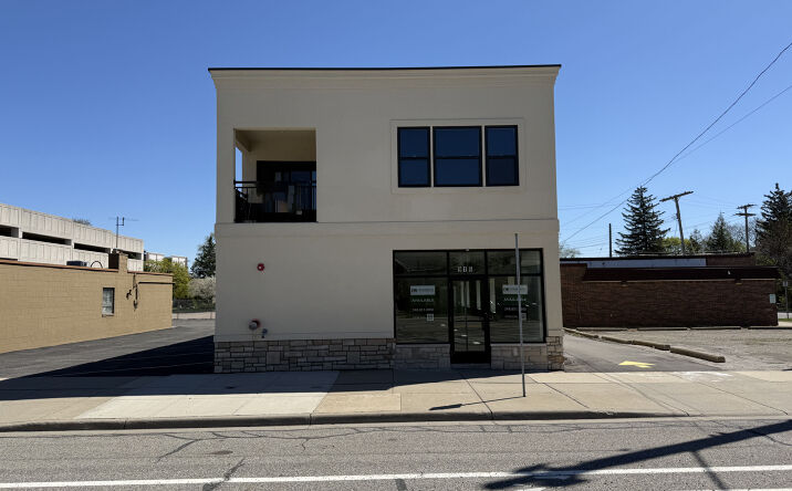 Pictures of Retail, Office property located at 915 South Washington Avenue, Royal Oak, MI 48067 for lease - image #1