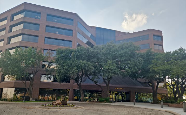 Pictures of Office property located at 2000 East Lamar Boulevard, Suite 600, Arlington, TX 76006 for lease - image #1