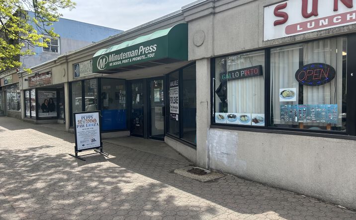 Pictures of Retail property located at 2 W MAIN ST, SOMERVILLE, NJ 08876 for lease - image #1