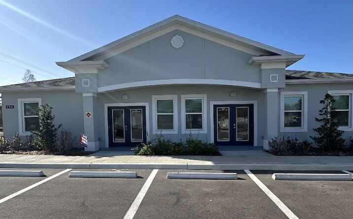 Pictures of Office property located at 708 Cactus Ridge Cir, Seffner, FL 33584 for lease - image #1