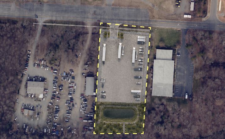 Pictures of Land property located at 7906 District Drive, Charlotte, NC 28213 for lease - image #1