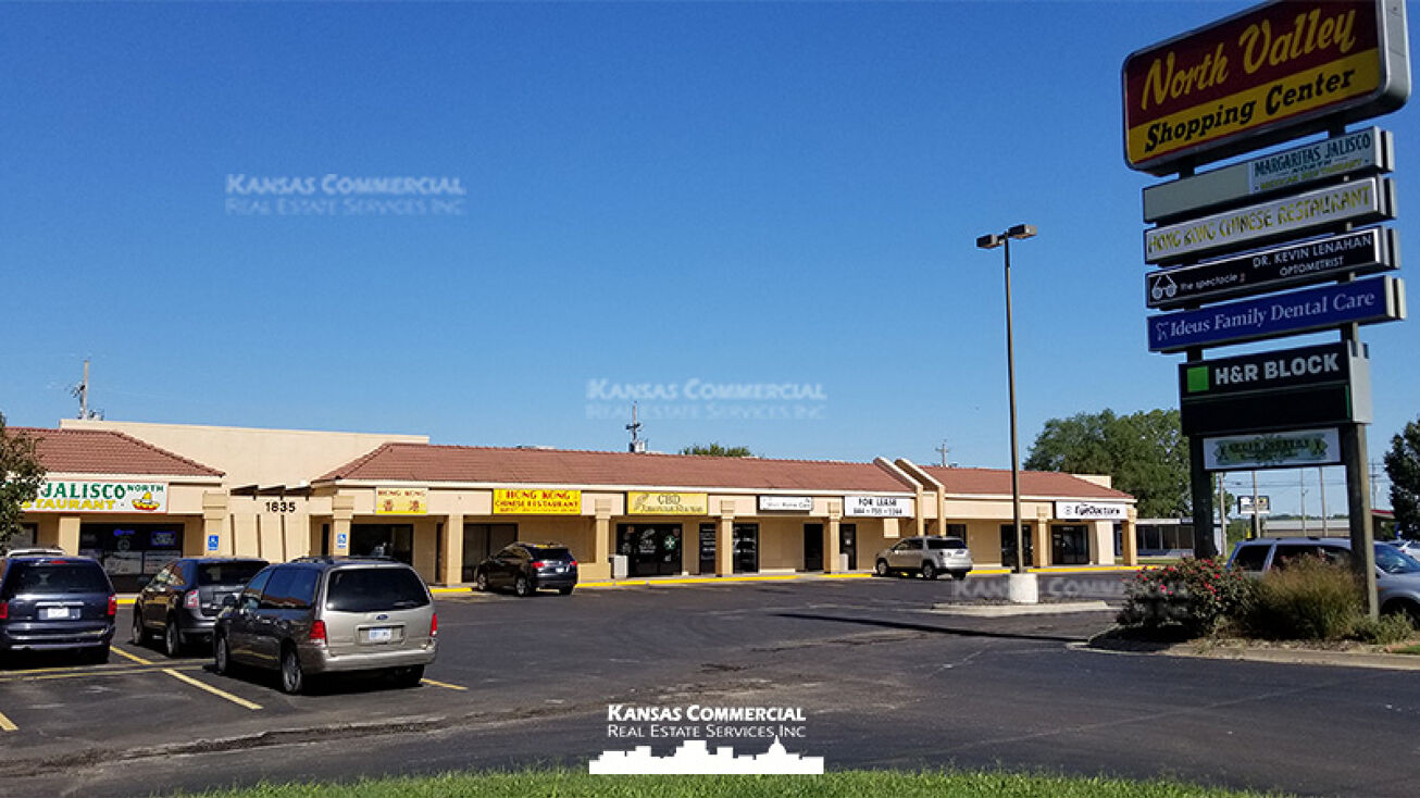 1835 NW Topeka Boulevard, Topeka, KS 66608 Retail Space for Lease