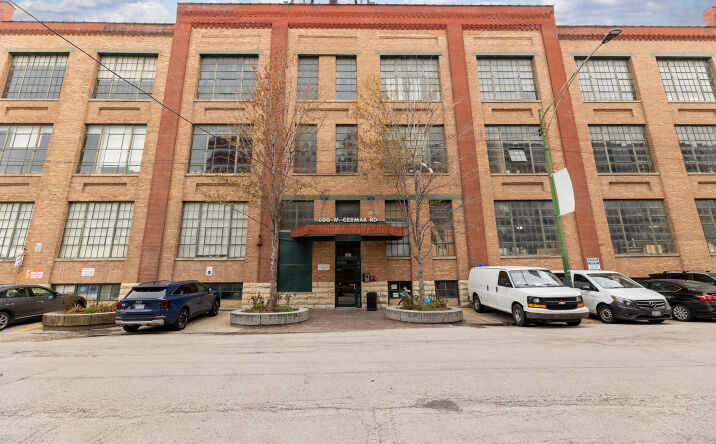Pictures of Retail, Office, Special Purpose property located at 600 West Cermak Road, Chicago, IL 60616 for lease - image #1