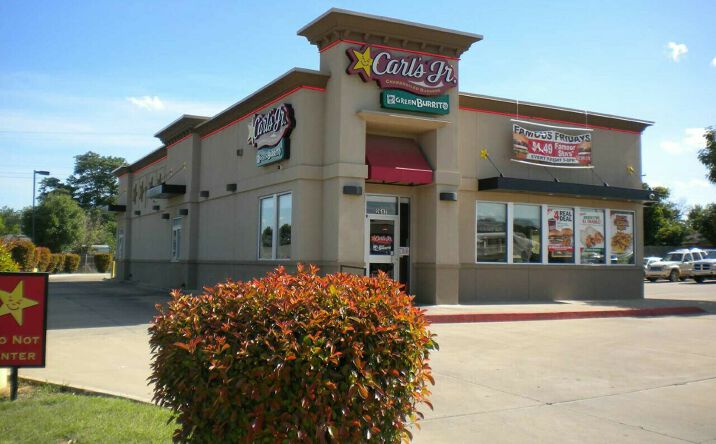 Pictures of Retail property located at 2617 Oklahoma Ave, Woodward, OK 73801 for lease - image #1