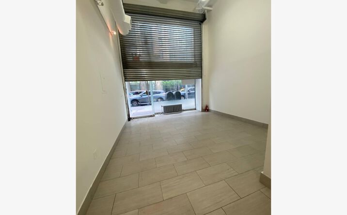 Pictures of Retail property located at 330 W 38TH ST, NEW YORK, NY 10018 for lease - image #1
