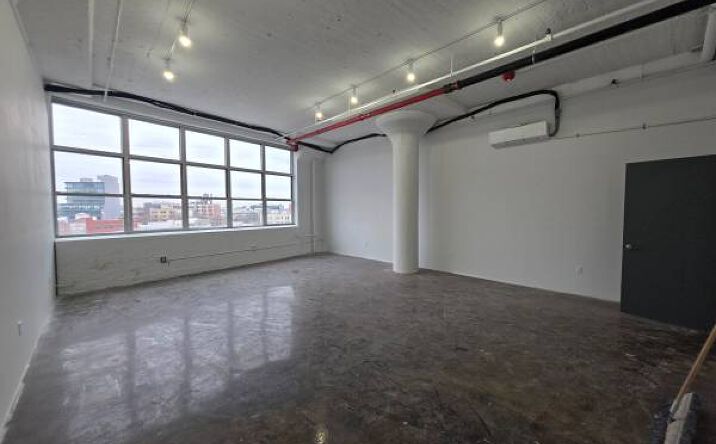 Pictures of Office property located at 37-18 Northern Blvd #213, Queens, NY 11101 for lease - image #1
