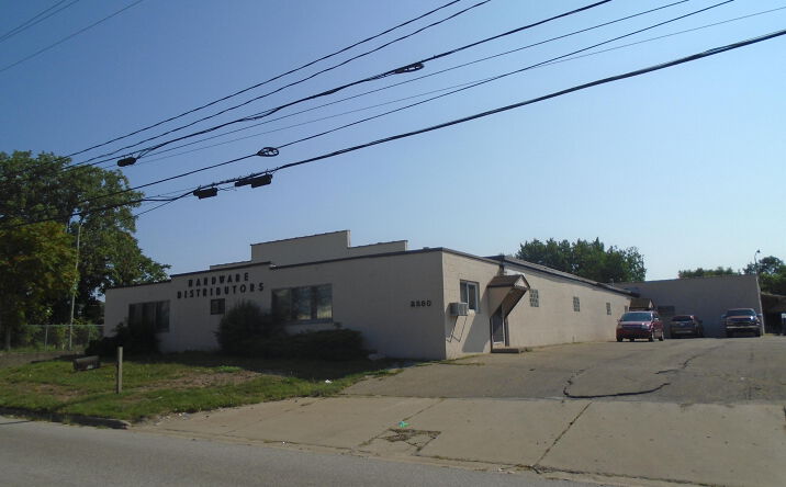 Pictures of Industrial, Retail, Office property located at 2580 S Getty Street, Muskegon, MI 49444 for lease - image #1