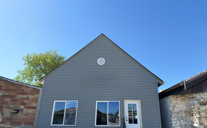 Pictures of Retail property located at 105 W Vine Street, Yutan, NE 68073 for lease - image #1