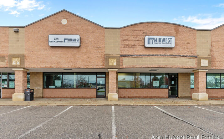 Pictures of Retail, Restaurant, Office property located at 8516 Homestead Drive 2-4, Zeeland, MI 49464 for lease - image #1